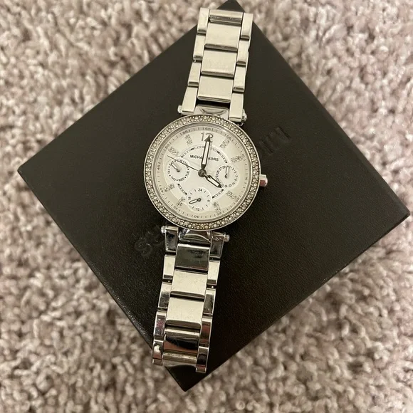 MICHAEL Michael Kors | Accessories | Michael Kors Mk565  display picture 1